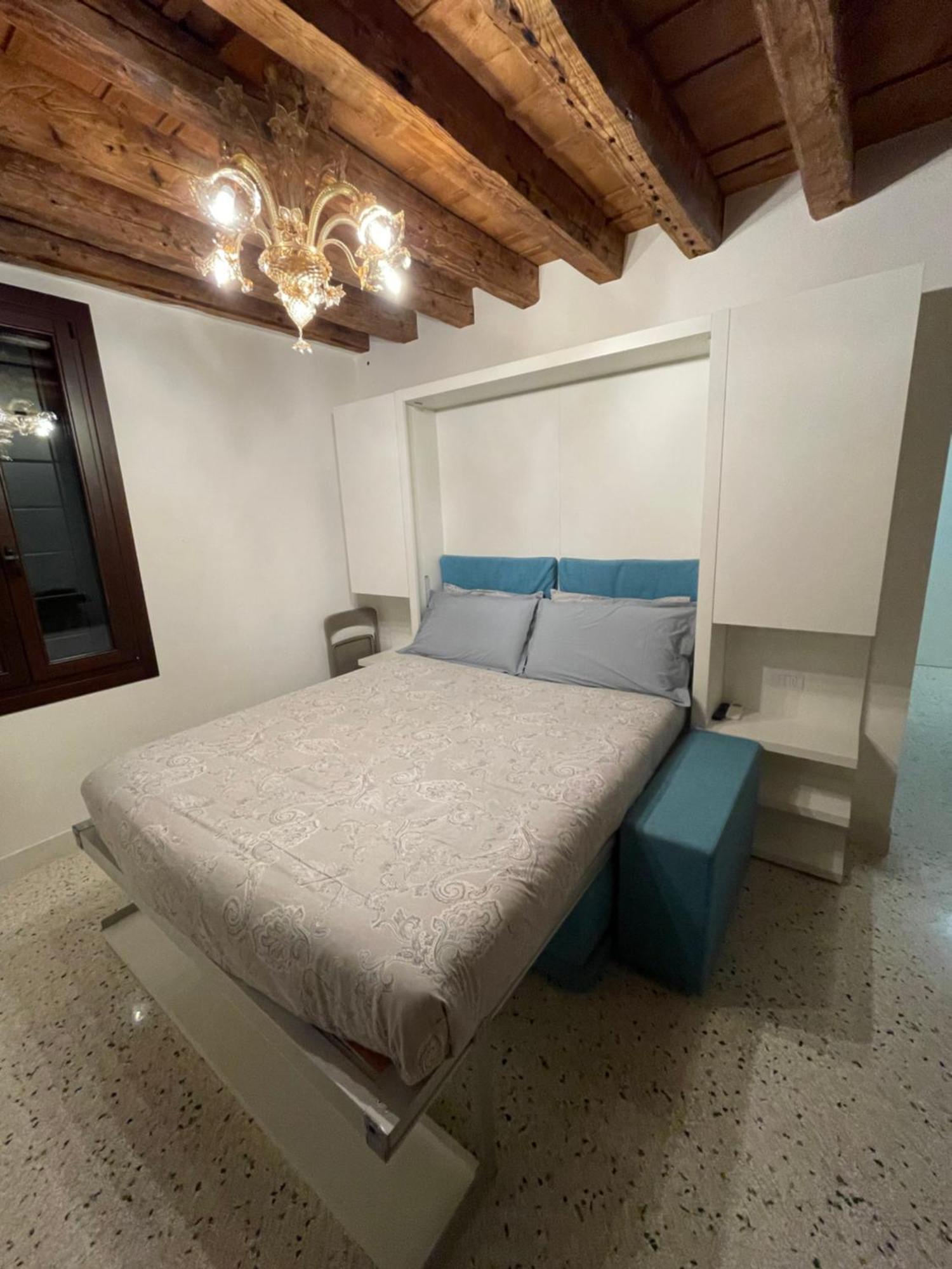 Remer Suites Venice Room photo